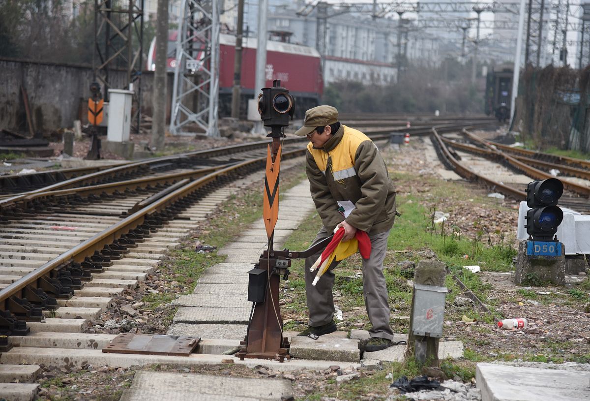 扳道工的过与错:执行者承担了不该承担的责任