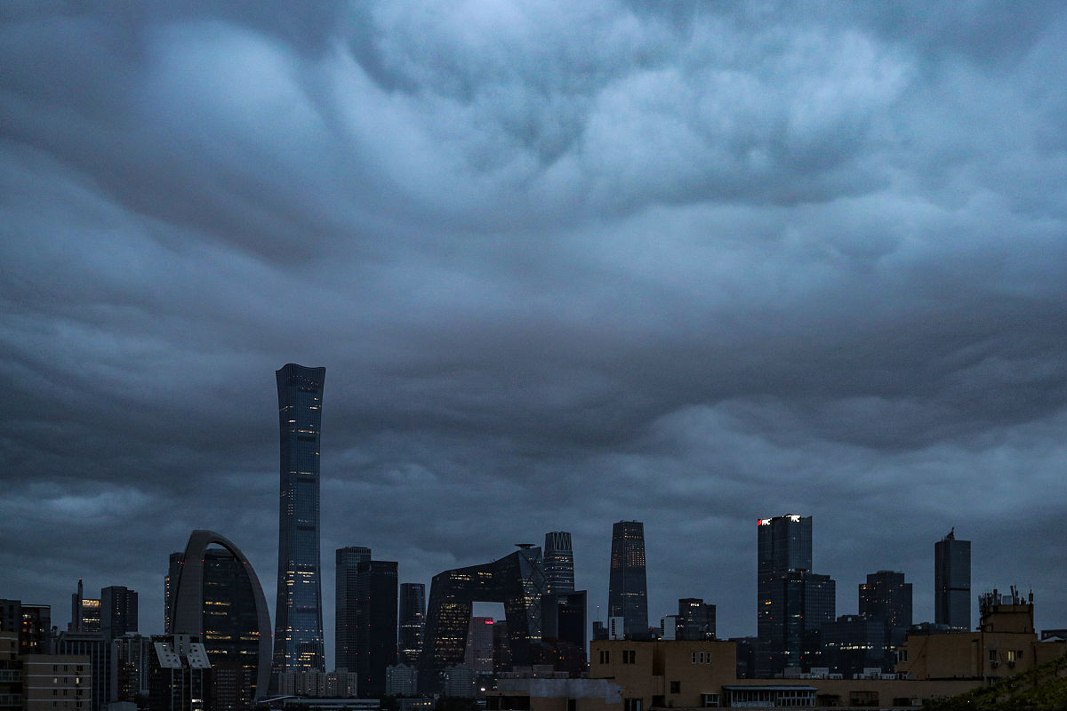 为什么要下雨时白云会变乌云?