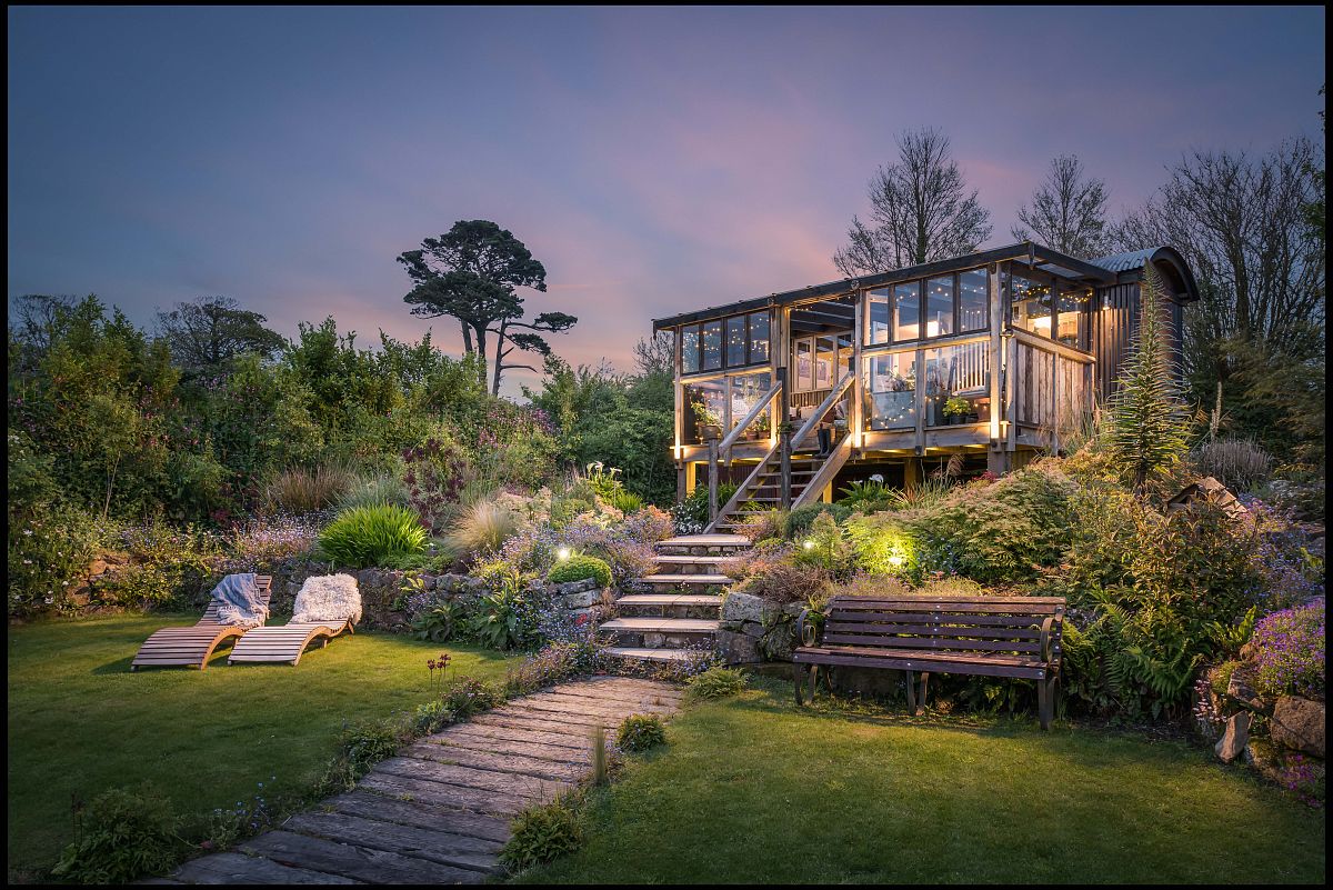 方协文婚后举动激励民众发怒，林更新被至友斥责缺乏情绪，感情瓦解难掩压力