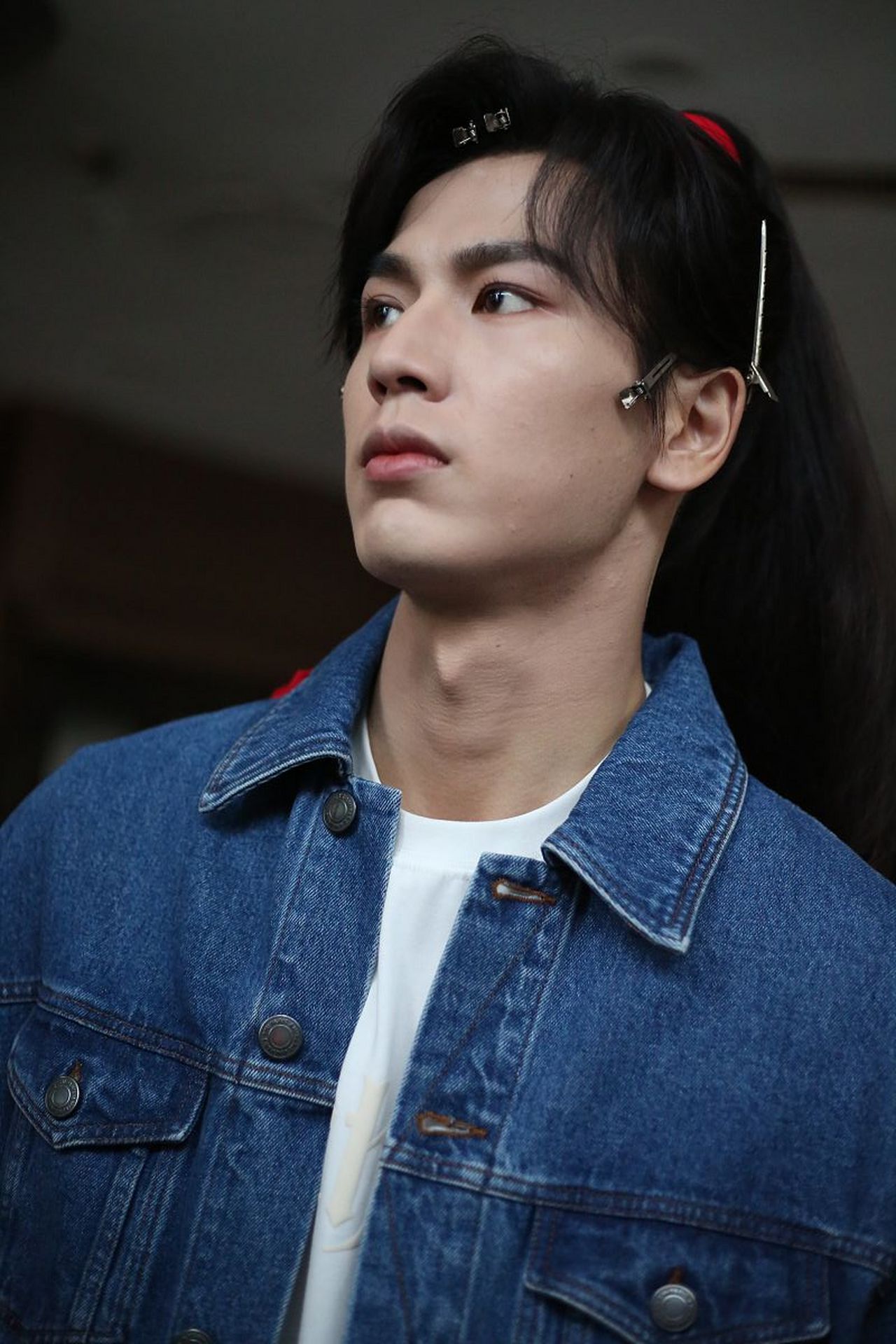 张凌赫在南京师范大学就读电气工程专业,这个专业就业前景很好,录取