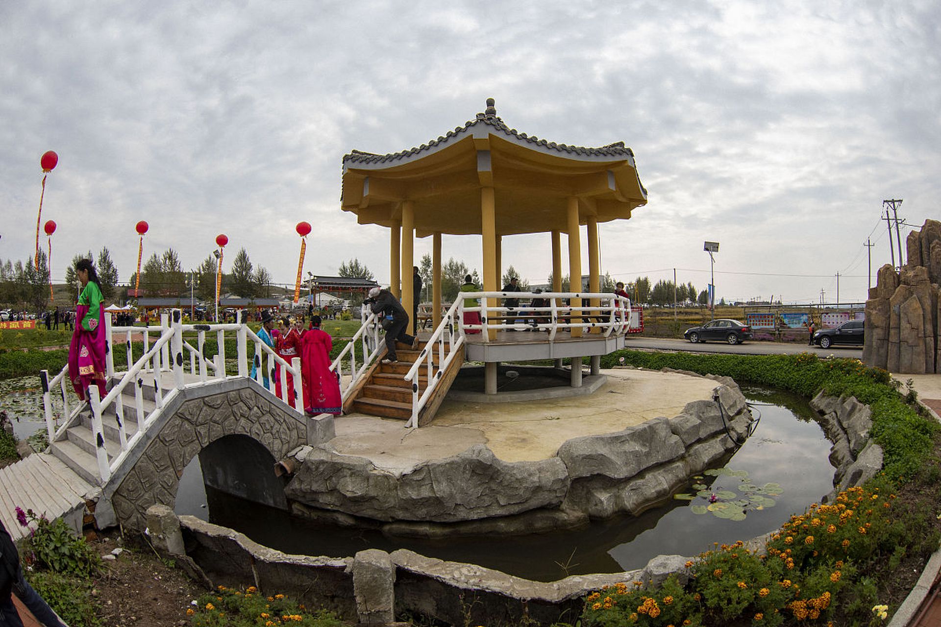 红山公园位于赤峰市区东北隅,总面积4.