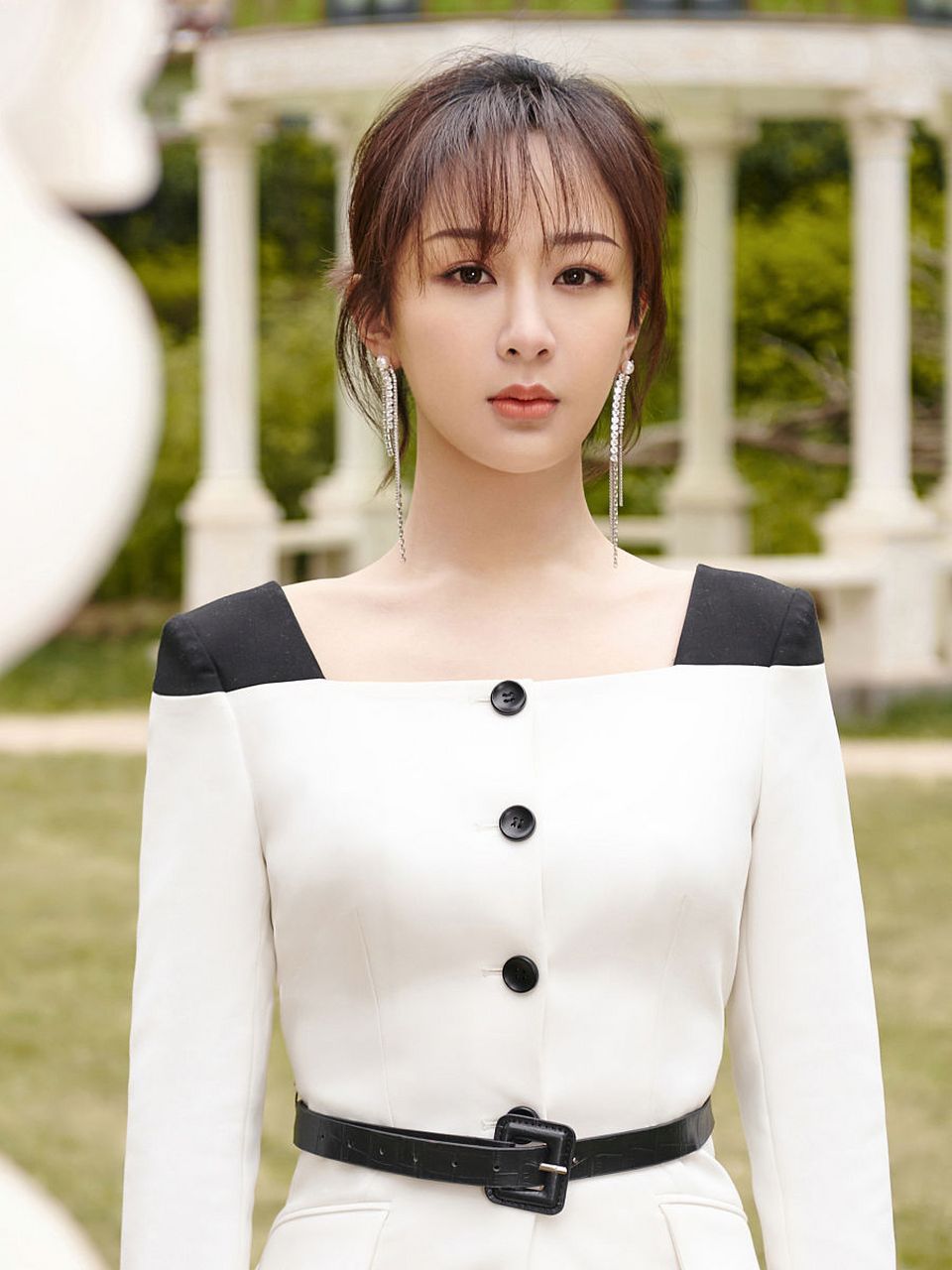 成为新生代实力女星  随着时间的推移,娱乐圈中涌现出越来越多的明星