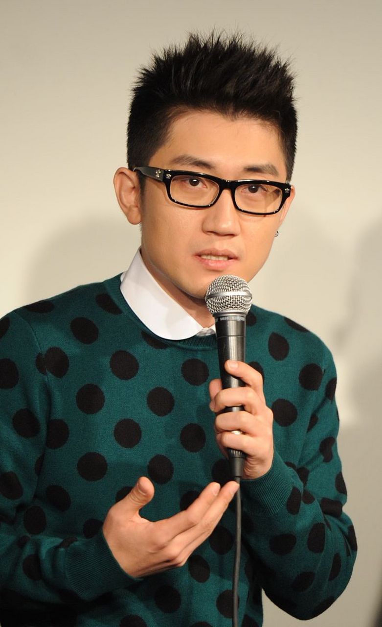 99"云朵和石头唱的雨花石"是一首有趣的创意歌曲,音乐美感因人而异.