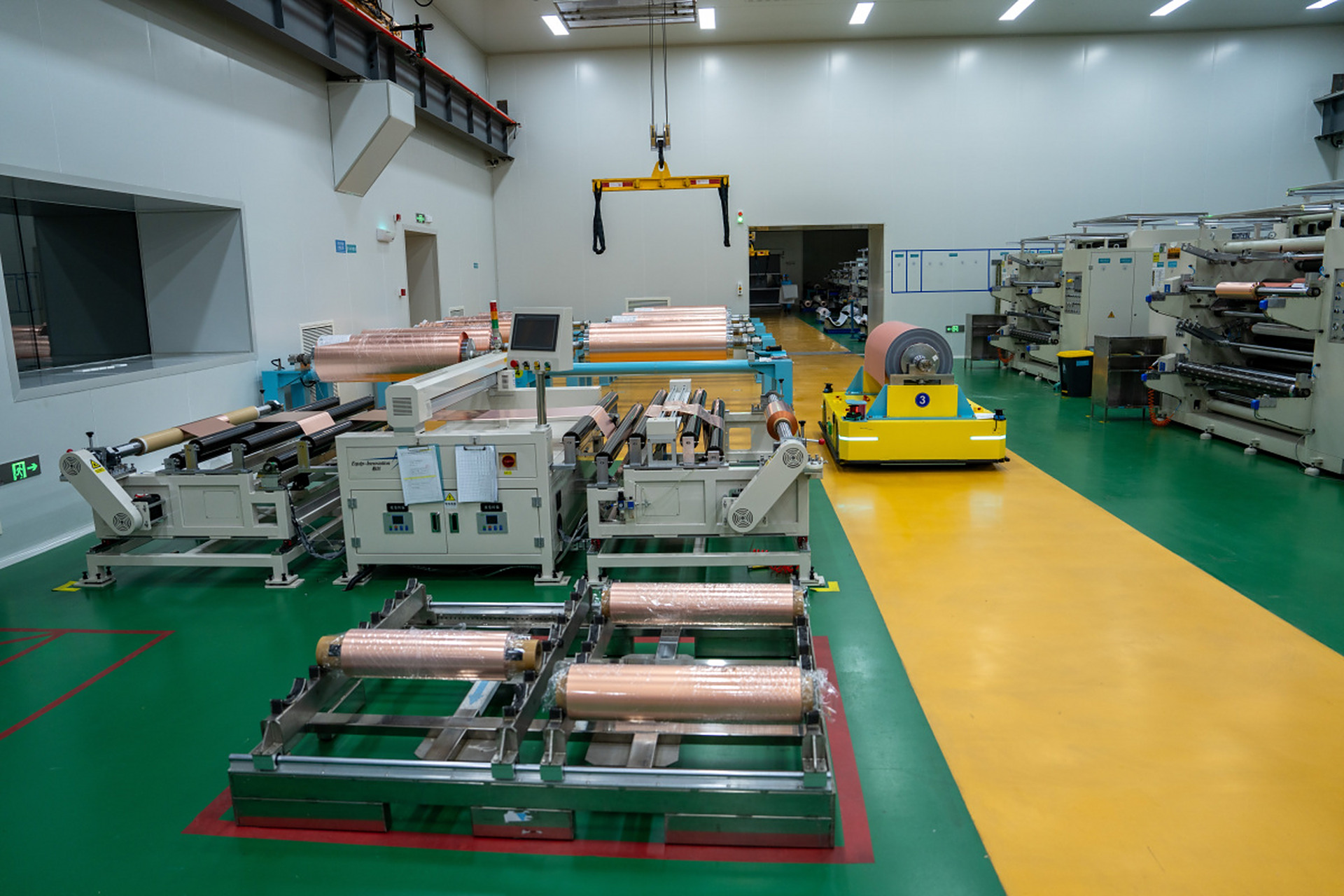 半导体pvd设备是半导体制造工艺中的关键设备,用于沉积薄膜,广泛应用