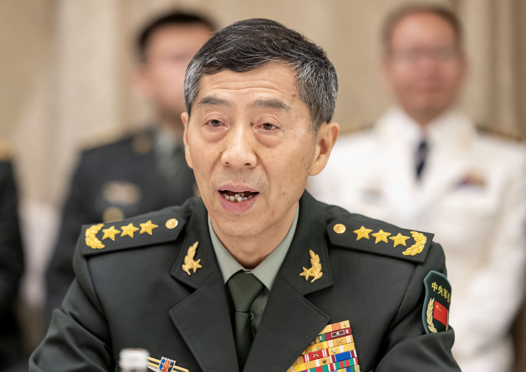 李尚福会见基辛格:中国呼吁美方正确看待和平发展  国务委员兼国防部