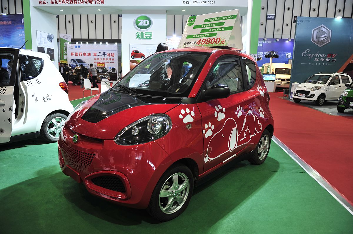 在汽车工业的长河中,有些车型如流星般短暂划过,而有些则如恒星般长久