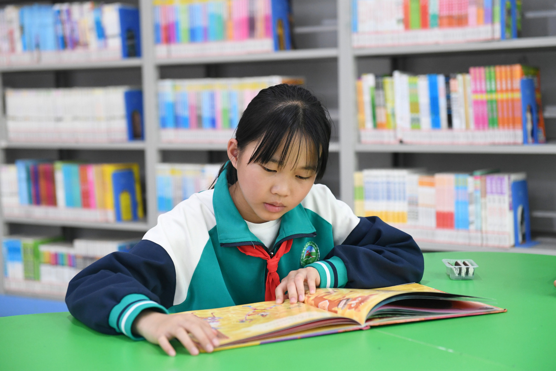 点燃小学生学习热情,需要家长和老师联手!