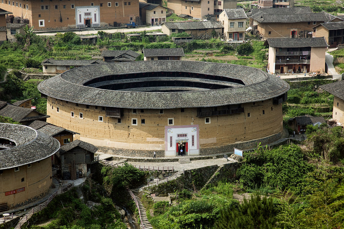 帶你走進大魚海棠取景地,福建永定縣土樓建築群!