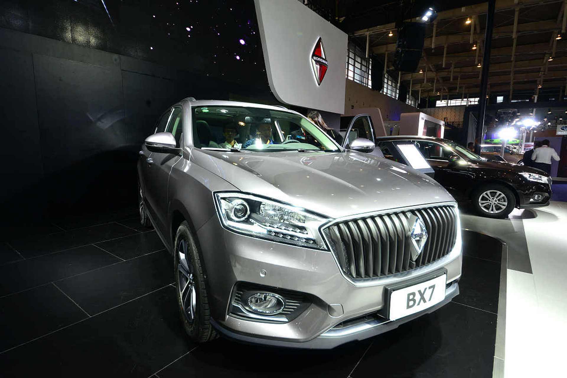 宝沃是一家德国汽车制造商,以其豪华suv和高端内饰而受到欧洲消费者的