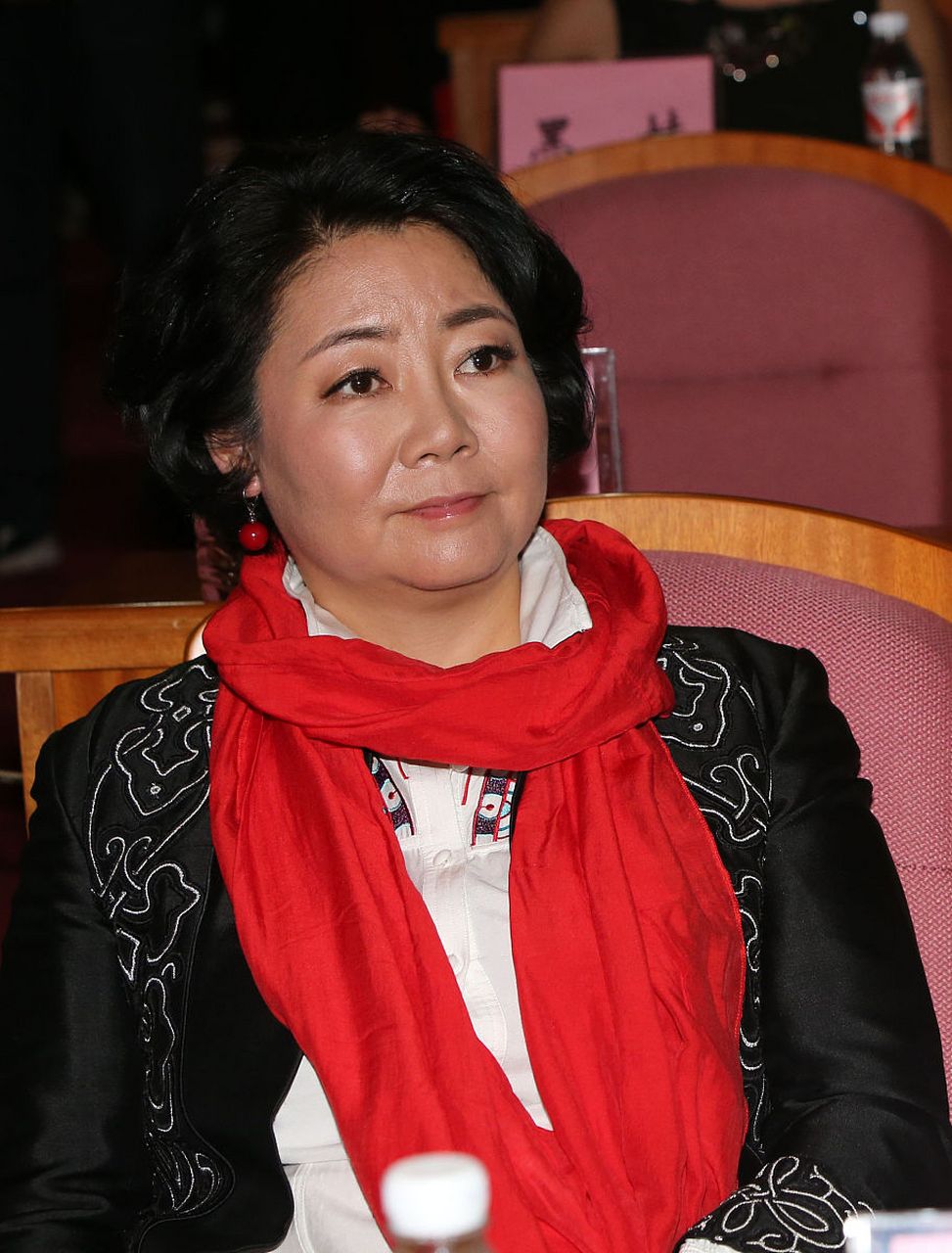 "  在《人世间》的拍摄现场,萨