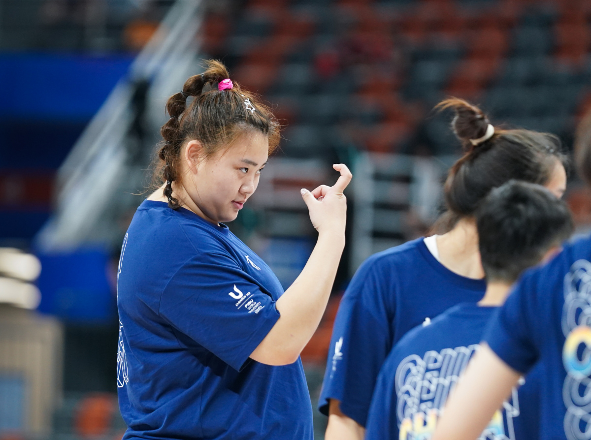 山西女篮喜迎"大宝贝"刘禹彤加盟!共创wcba新赛季辉煌