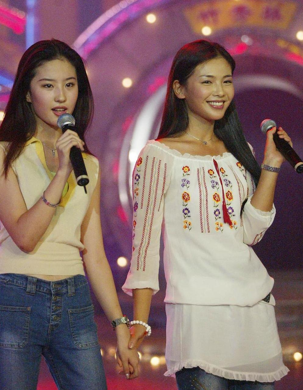 曾经的刘亦菲,蒋欣和刘涛,都太漂亮了!果然,年轻就是最好的滤镜!