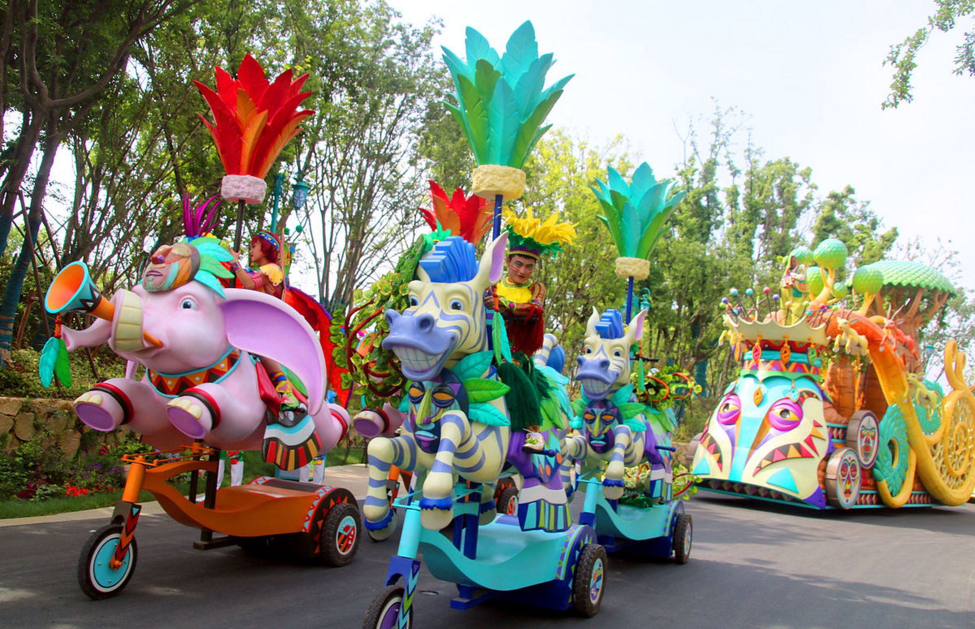 大同方特游乐园是一个位于山西省大同市的大型主题乐园,游乐园内的