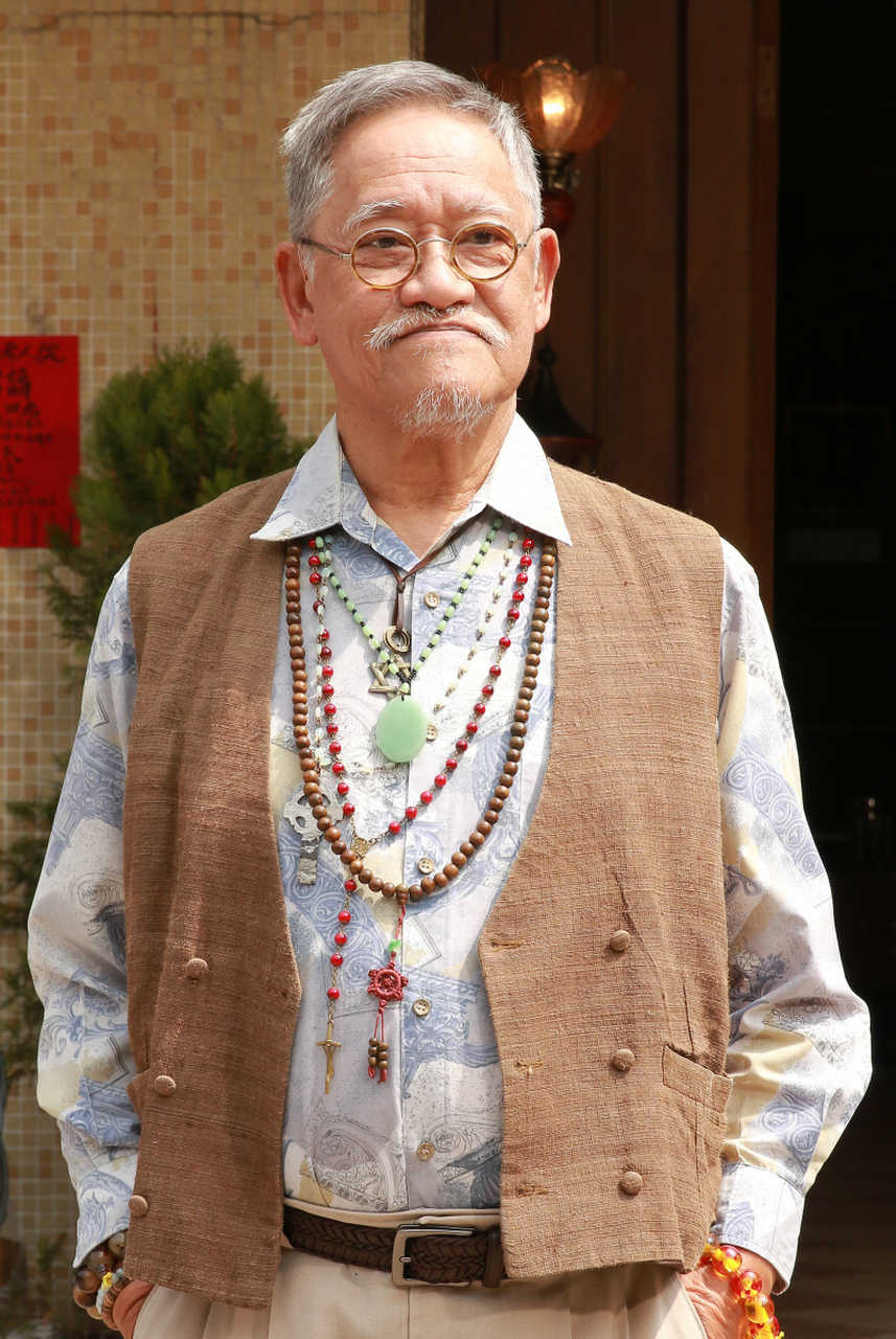 4月10日,娱乐圈传来噩耗,83岁香港知名演员吴耀汉因