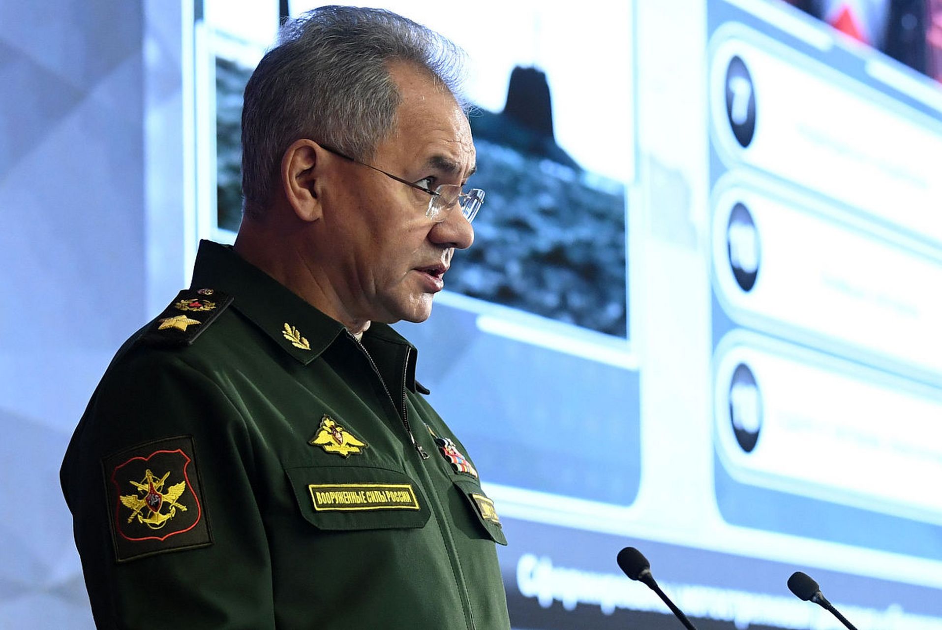 俄罗斯国防部表示,俄罗斯国防部长绍伊古已抵达中国,将进行友好肺问