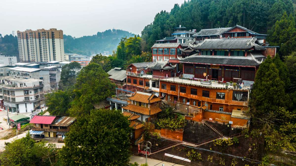 喝完这杯酒,听我讲中江仓山朝龙寺的古老传说