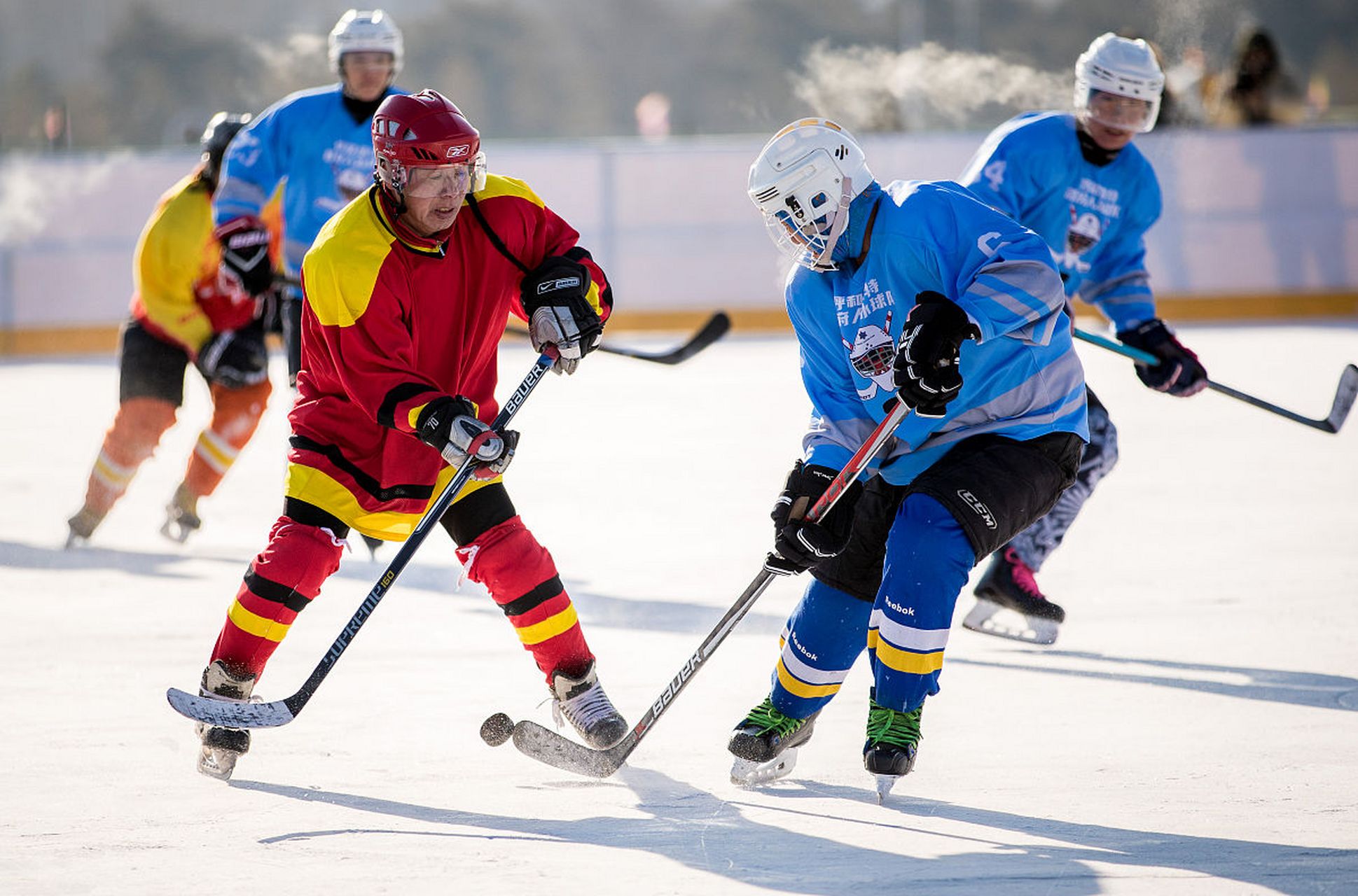 四川省将派出695名运动员参加全国第十四届冬季运动会,共参与169个小