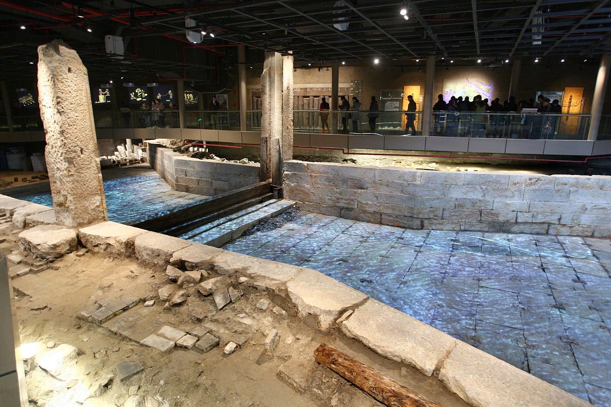 实拍上海崧泽博物馆遗址