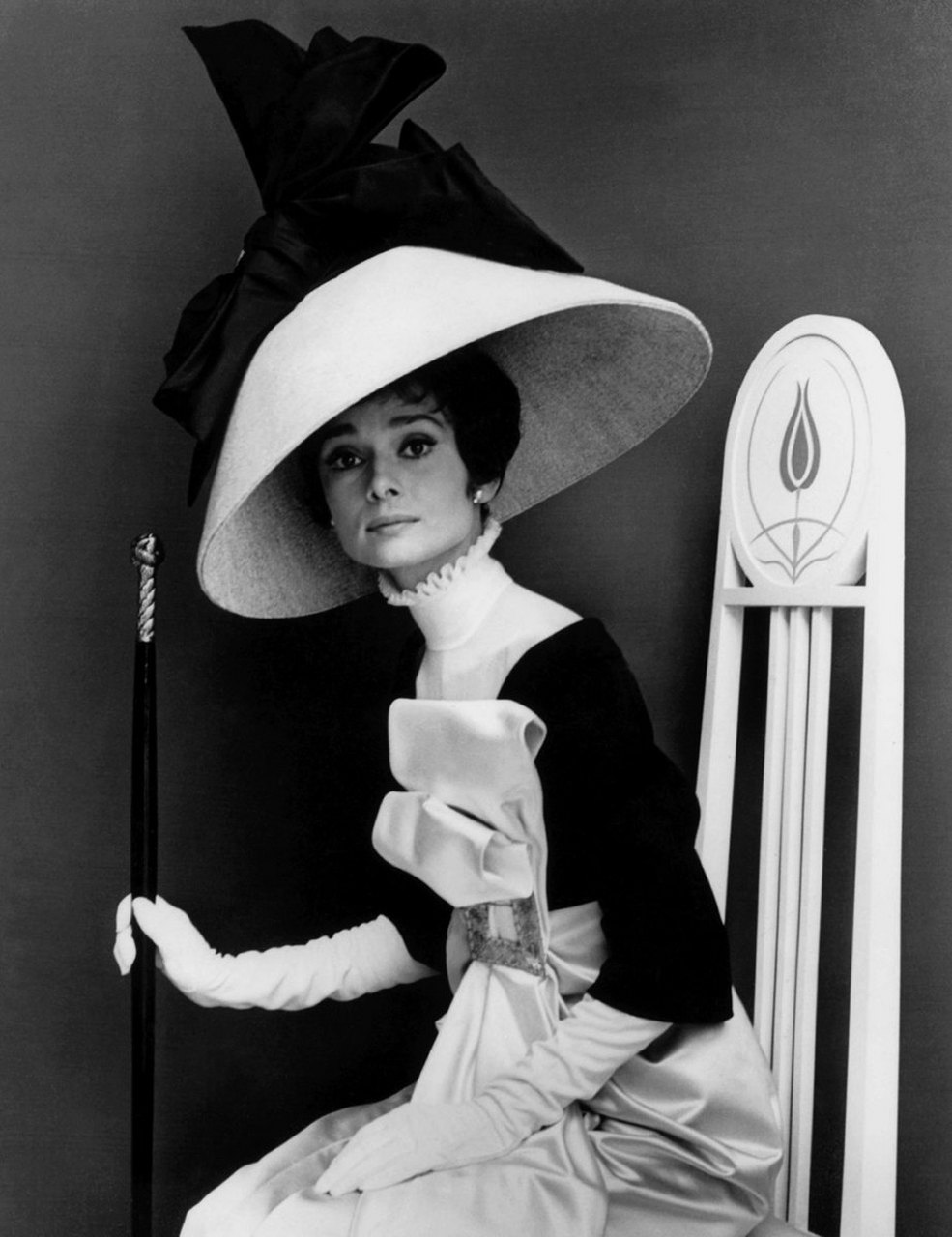 1964年赫本出演《窈窕淑女》时,cecil beaton为她拍摄的一系列照片,这