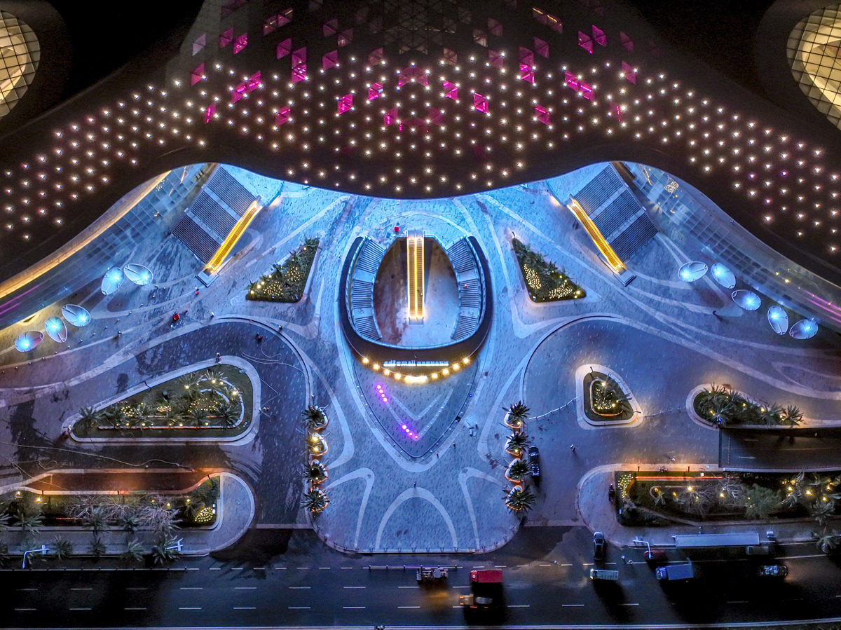 今天,我带大家深入探索一个隐藏在春城昆明的文化瑰宝——云南大剧 