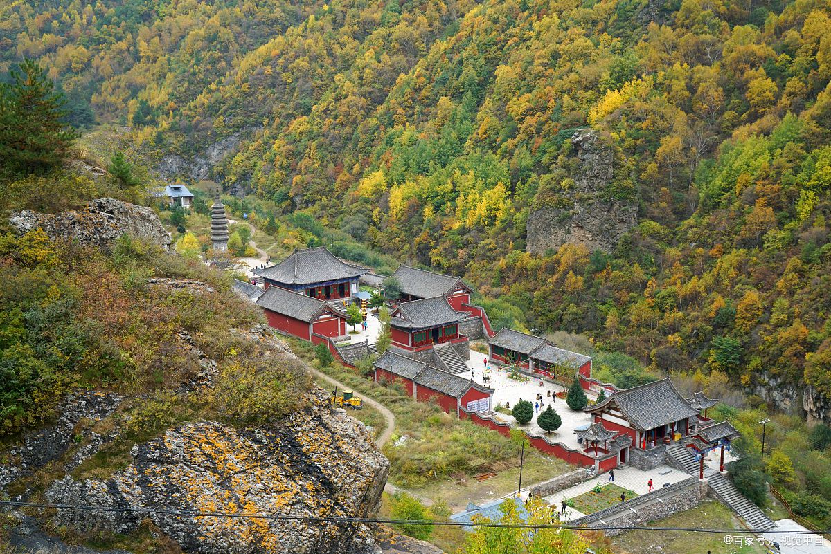 小五台山金河口景区介绍小五台山金河口景区位于河北省张家口市蔚县