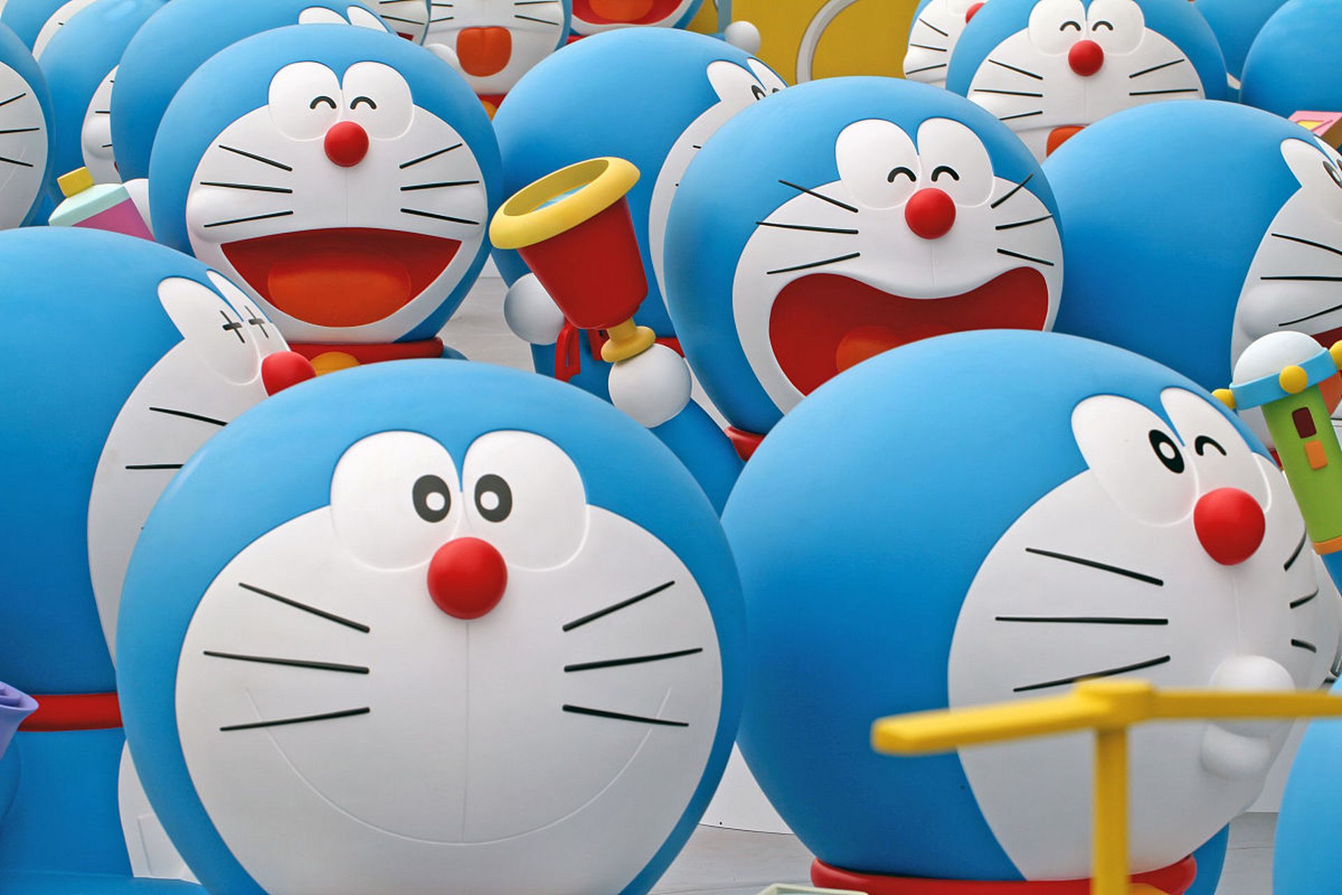 哆啦a梦是一部经典的日本漫画和动画作品,自1970年开始连载,面临了