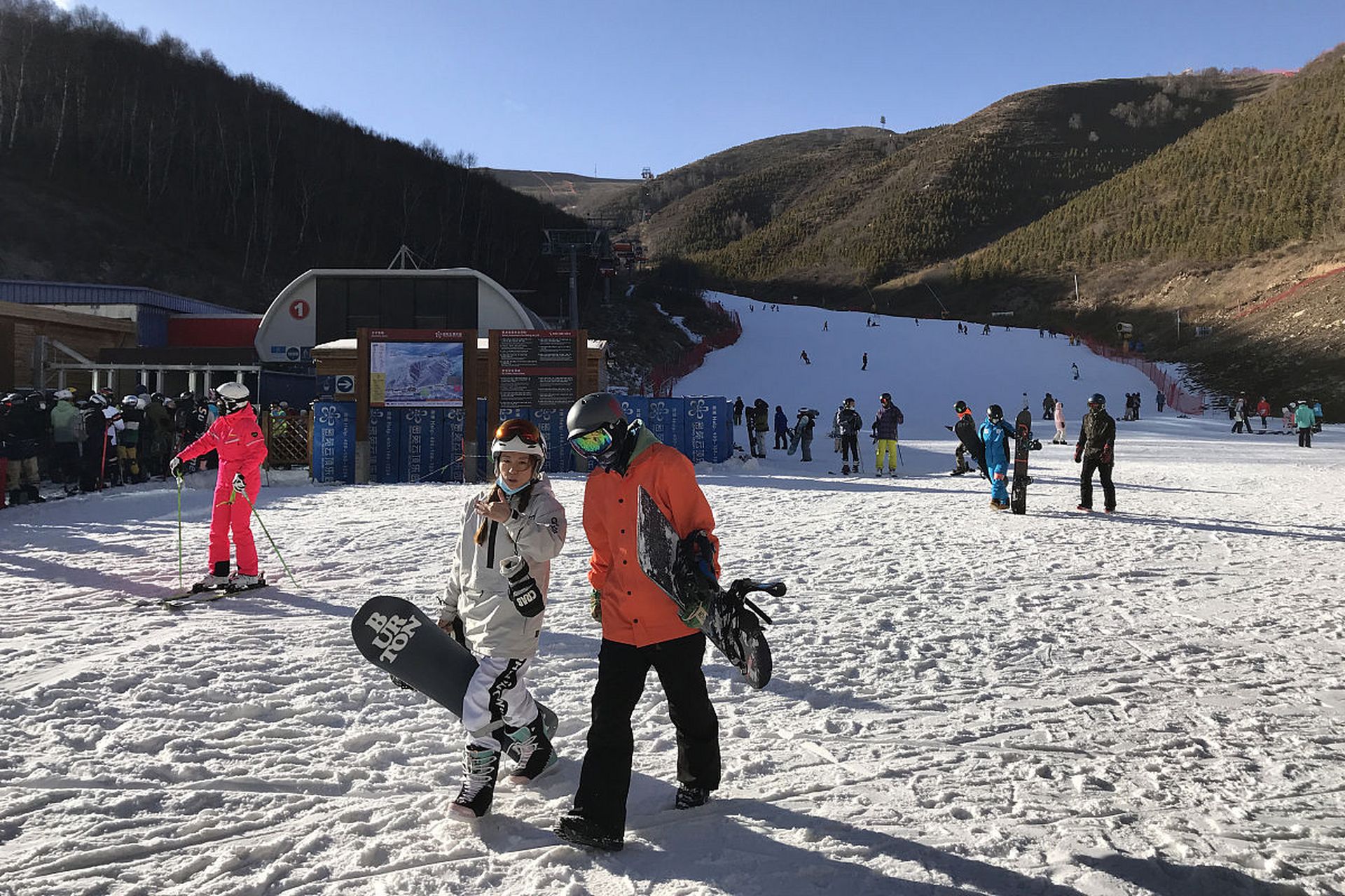 巨鹿金玉庄滑雪场图片