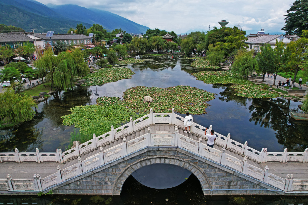 云南喜洲古镇:时间诉说的古朴之美