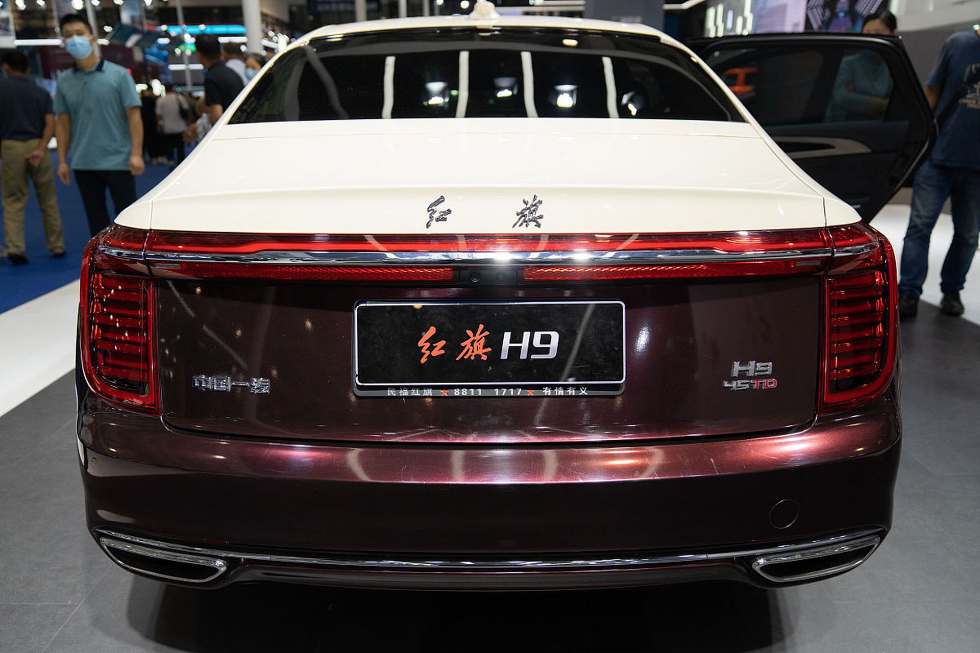 红旗h9:传统与现代的完美融合  作为一位汽车设计师,我一直将外观价值