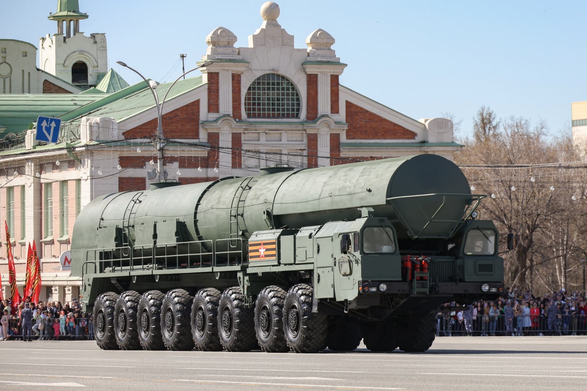 俄罗斯塔斯社报道了个大新闻,说那个神秘的"布拉瓦"洲际弹道导弹已经
