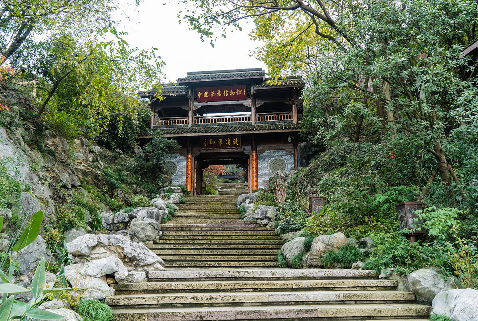 奉化雪窦山景区图片图片