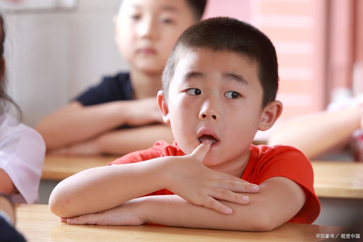 幼儿教师如何解决幼儿咬手指问题