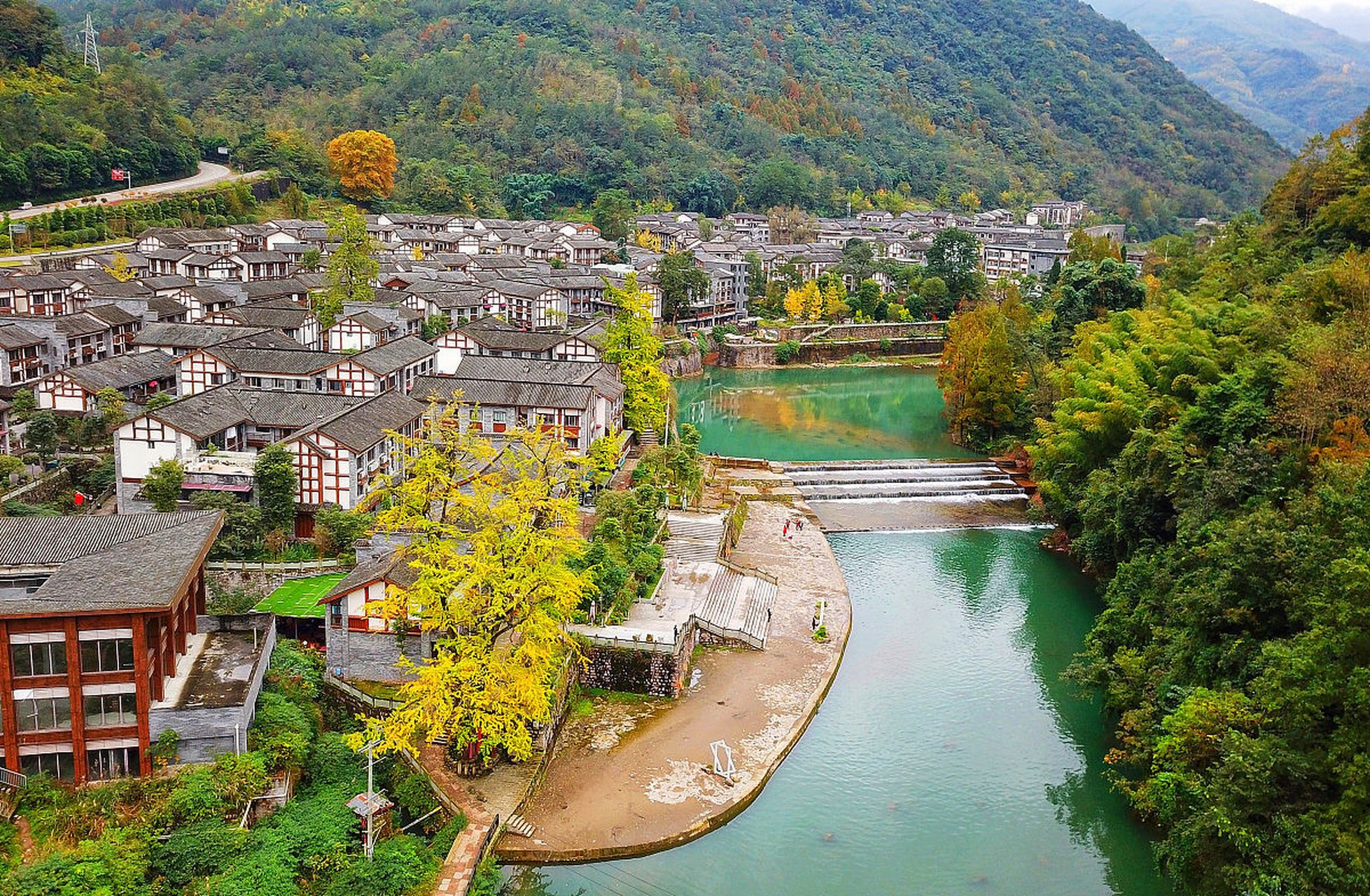 穿越时空的旅行#宁德周宁鲤鱼溪,位于福建省宁德市周宁县,是一处兹换
