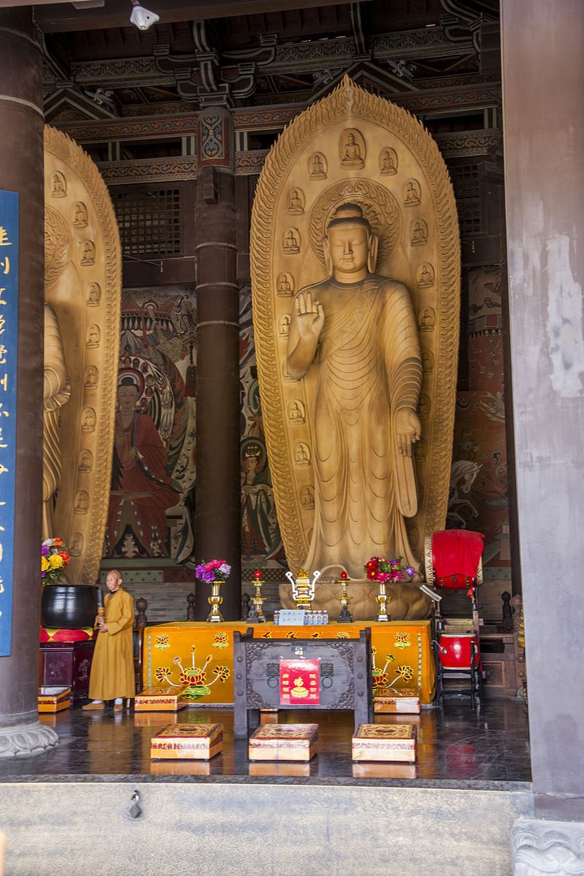 穿越时空的旅行# 大同法华寺,作为中国佛教的重要寺庙之一,吸引了无
