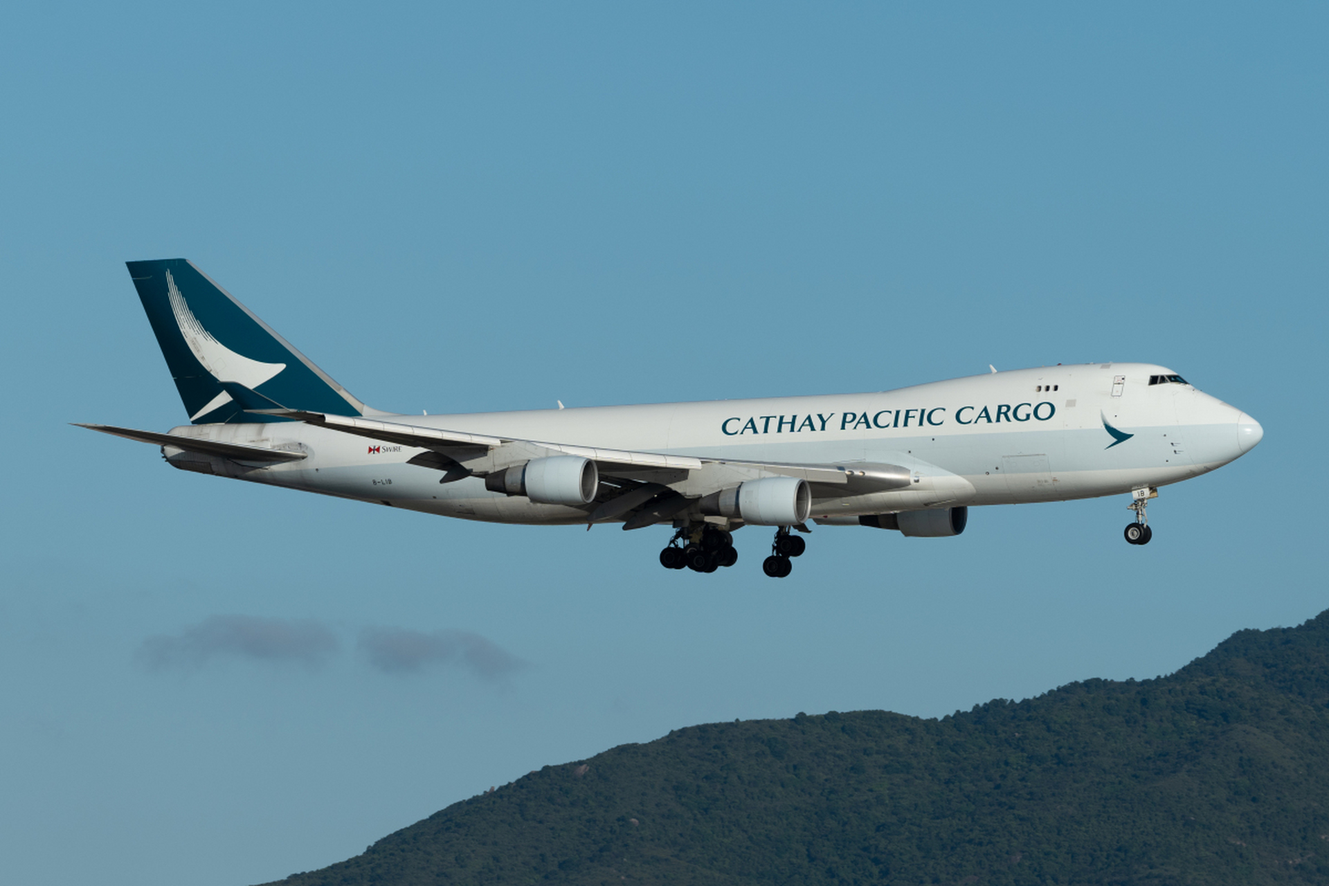 今年5月,有乘客在社交媒体指出国泰航空空乘歧视非英语乘客,称乘客"不