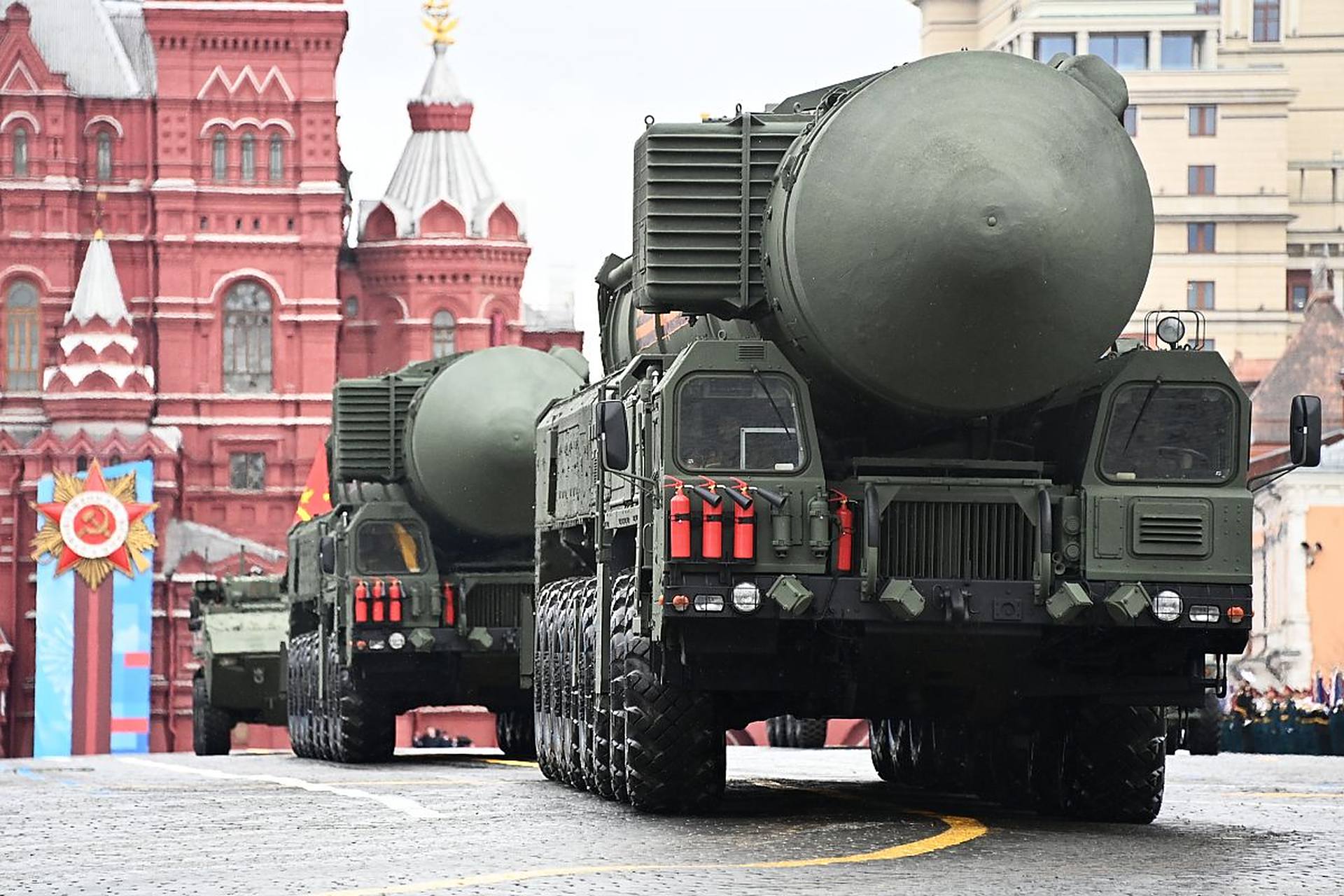 俄罗斯国防部宣布,俄战略火箭军启动计划中的"亚尔斯"洲际弹道导弹