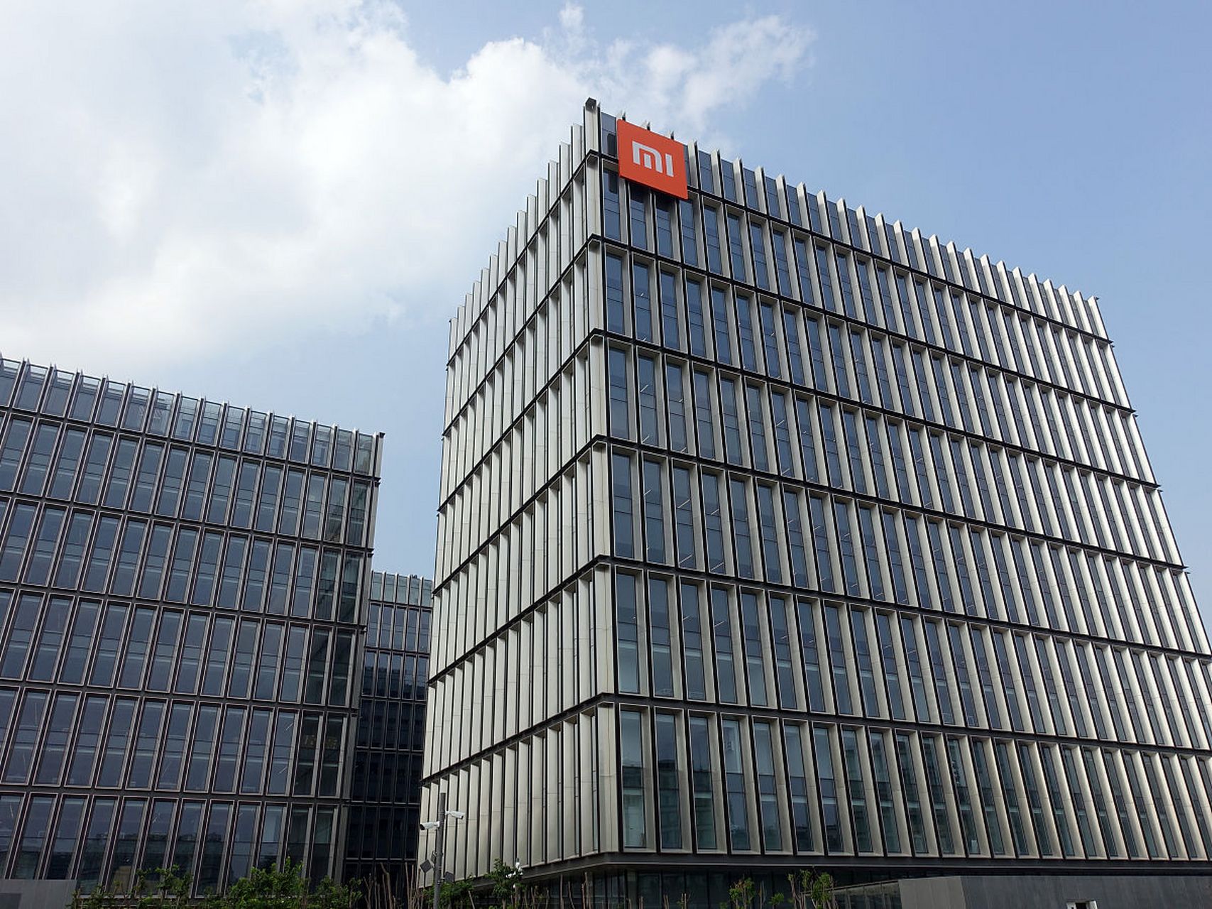 今天,我们就来聊聊其中一家——小米.