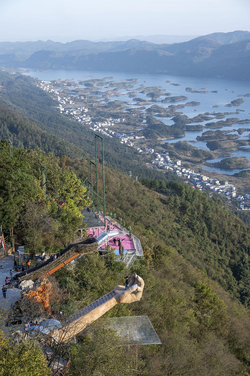 天空之城——湖北旅游新地标  黄石市阳新县王英镇的天空之城景区,是