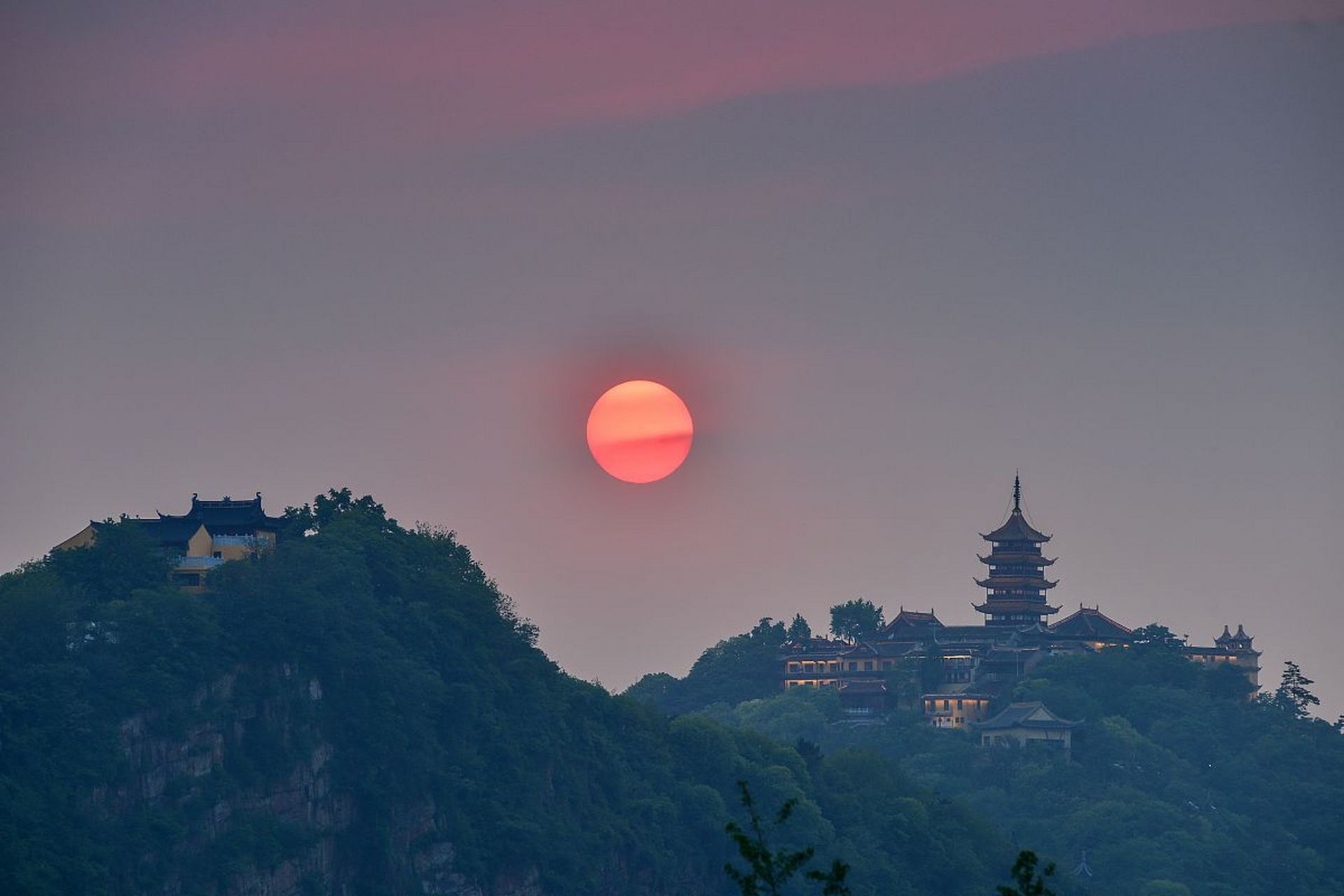 狼山海拔图片