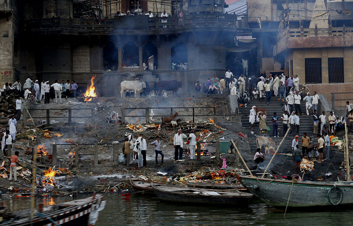 印度露天火葬场图片图片
