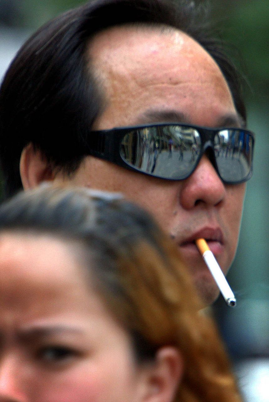 抽烟不仅伤肺还