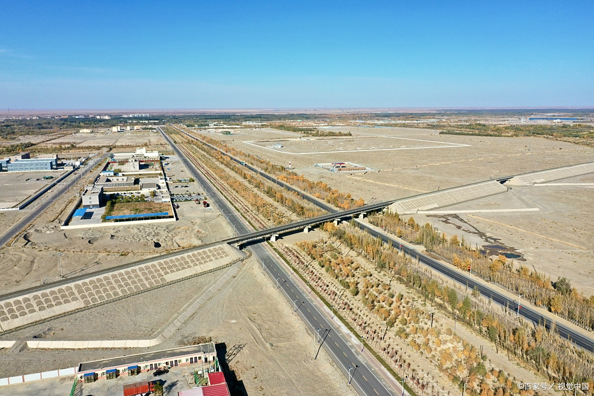 新疆旅游攻略七日游随团多少钱,新疆跟团最详细攻略