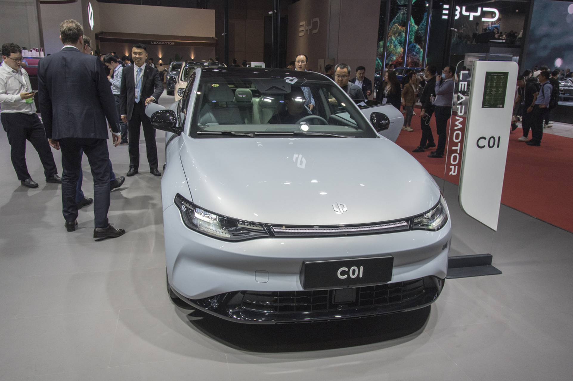 零跑c11增程版真的够猛!