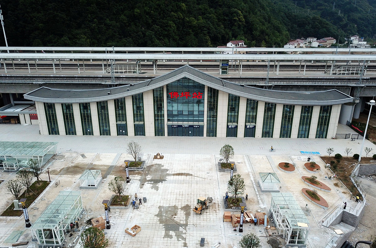 刚游完中国最小的县:县城没有一个红绿灯,一共只有9辆出租车