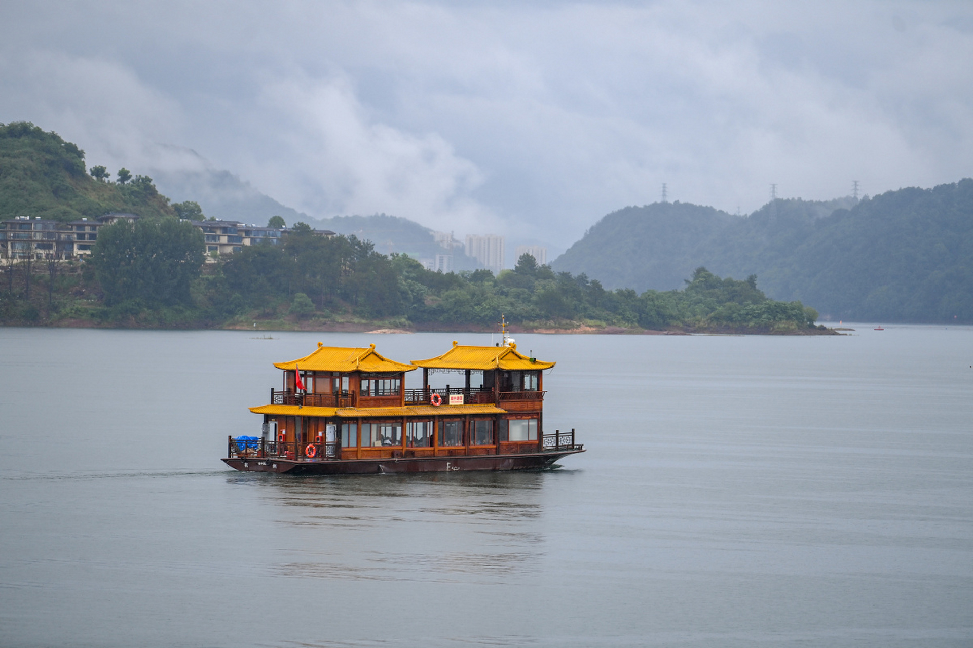 知识创作挑战赛# 千岛湖龙山岛是一座人文景观与自然景观交相辉映的