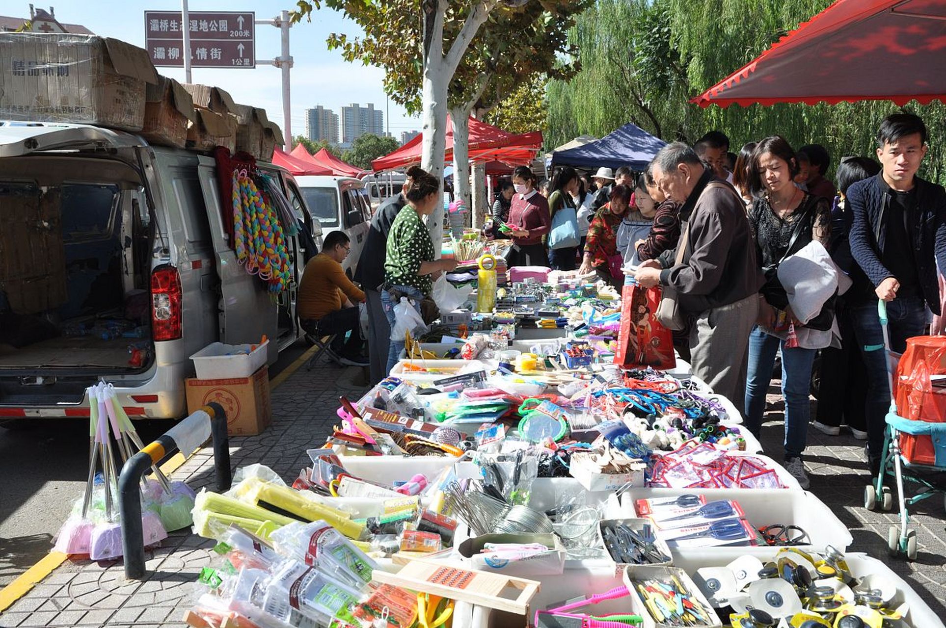 摆摊卖什么赚钱成本又低,这几种摆摊项目,月入过万!