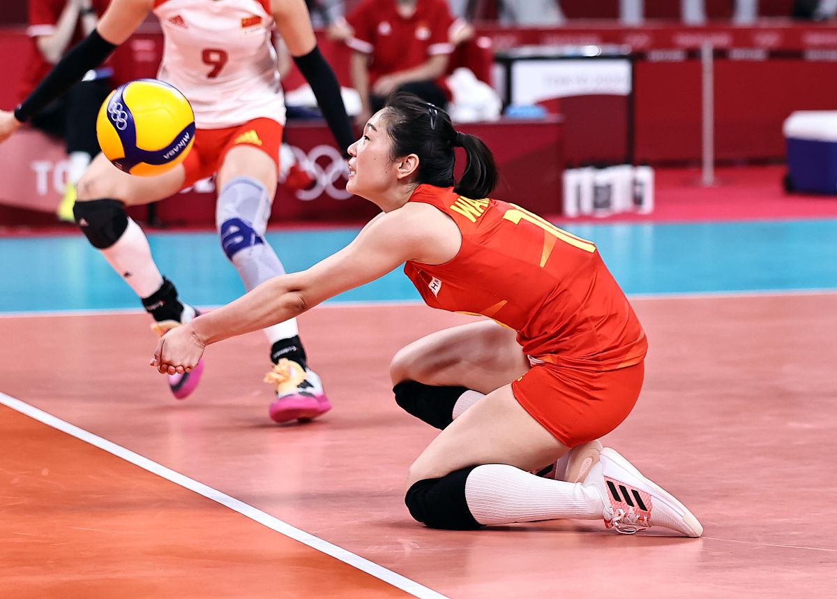 很意外!球迷在为王梦洁落选鸣不平,倪非凡和王唯漪是最佳人选