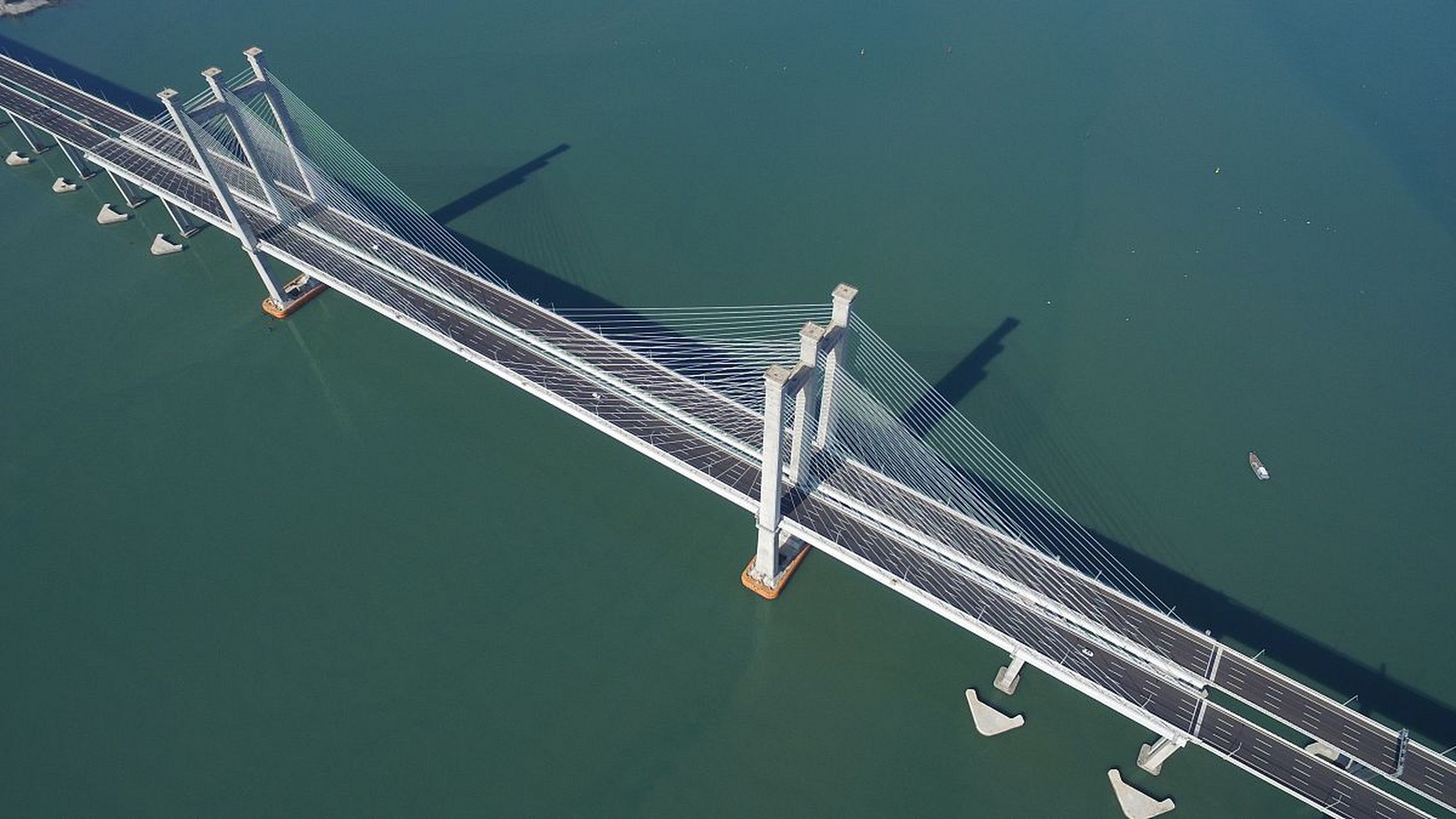 珠海再增一条东西"大动脉" 香海大桥通车,斗门至香洲最快15分钟通达