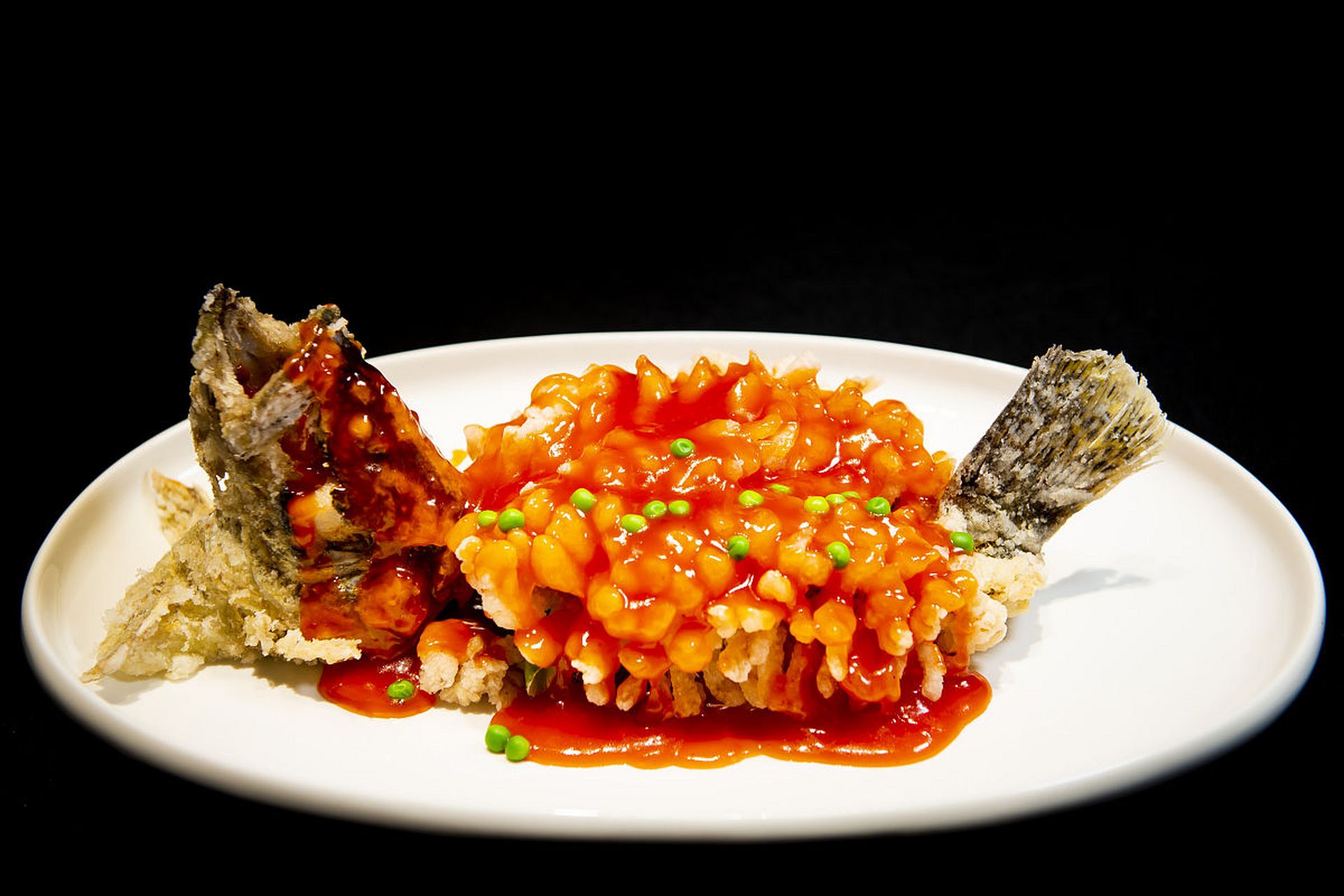 五千年食光# 江浙菜之松鼠桂鱼 松鼠桂鱼是江浙菜的一道传统名菜乙 