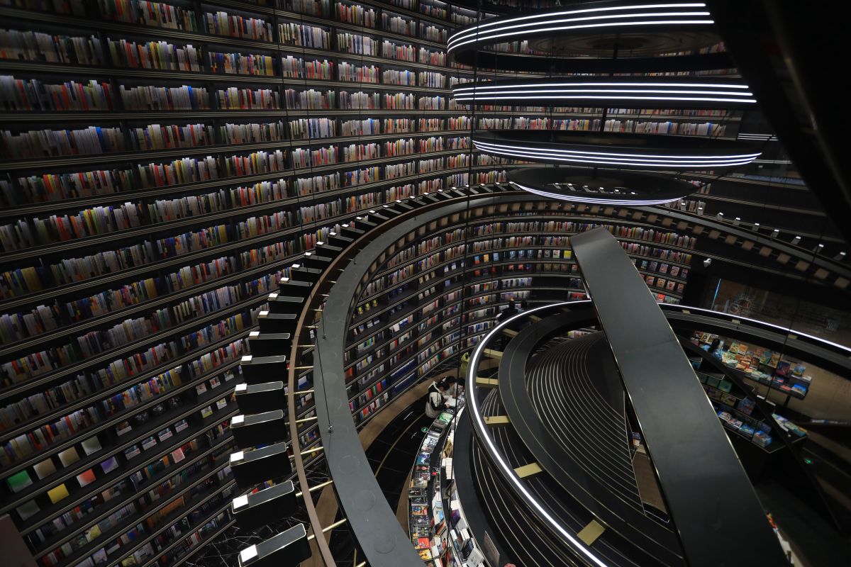 徐家汇藏书楼,一个充满故事的地方,这不仅是上海现存最早的近代图书馆